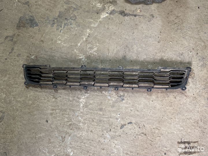 Решетка бампера priora 2