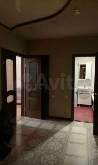 2-к. квартира, 65 м², 3/9 эт.