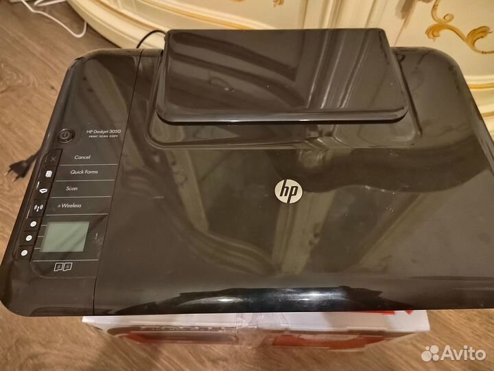 Принтер с Мфу струйный HP Deskjet 3050 All-in1One