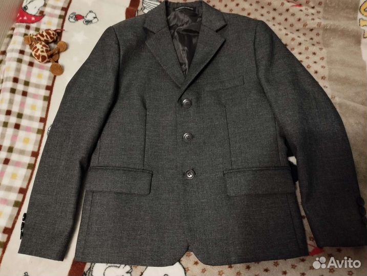 Пиджак школьный новый 116-122