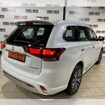 Mitsubishi Outlander 2.4 CVT, 2022, 22 км, с пробегом, цена 3 999 000 руб.