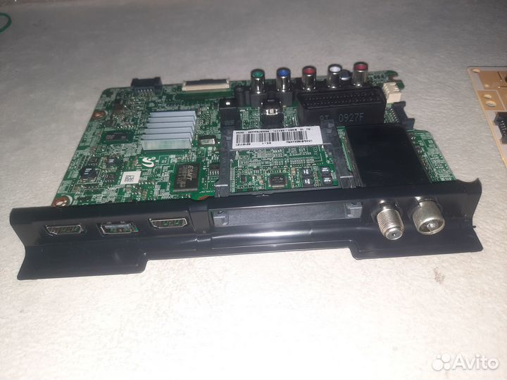 Запчасти тв Samsung UE40J5120 плата, бп