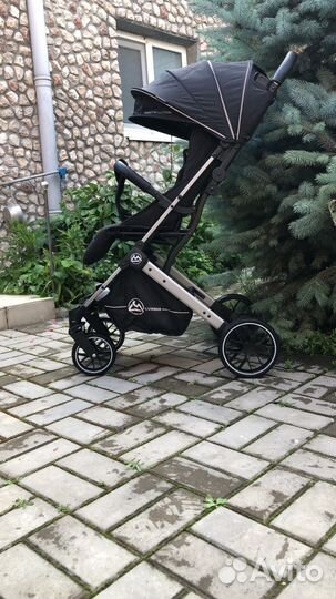 Прогулочная коляска luxmom T9