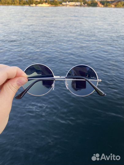 Солнцезащитные очки