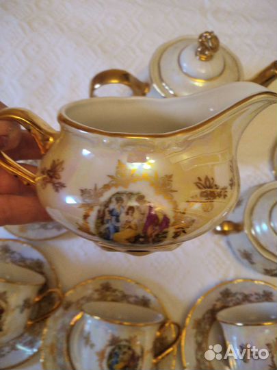 Сервиз чайный Мадонна, Чехия и блюдо сервировочное