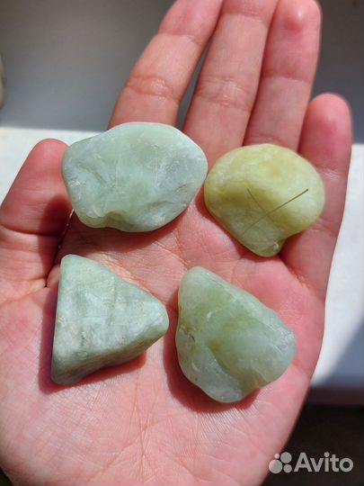 Нефрит коллекционный минерал