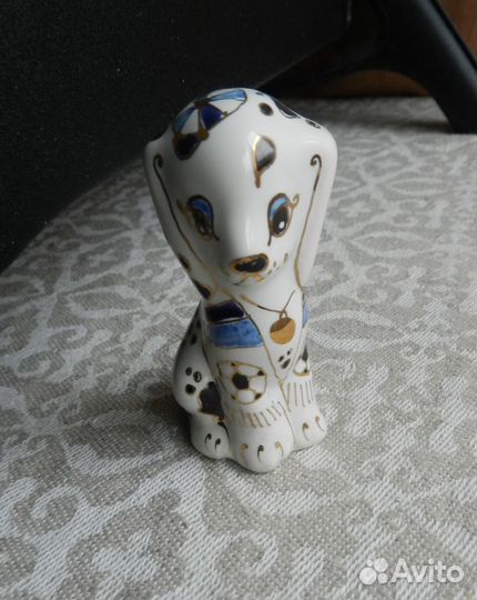 Собачка фигурка статуэтка фарфор