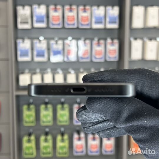 iPhone 15 Pro, 256 ГБ