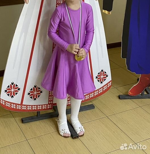 Платье для бальных танцев