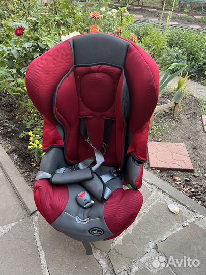 Детское автокресло 9-18 кг