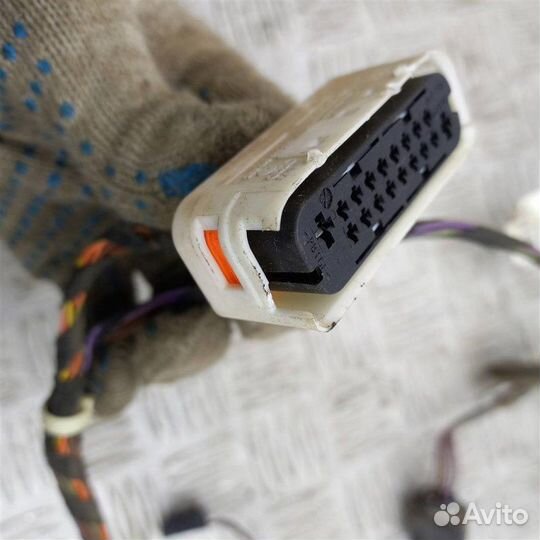 Проводка двери зад.лев Skoda Octavia A5 1.6 BSF