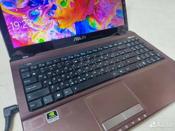 Мощный Asus Core i7, 8Gb, SSD256, GeForce 520M 1Gb