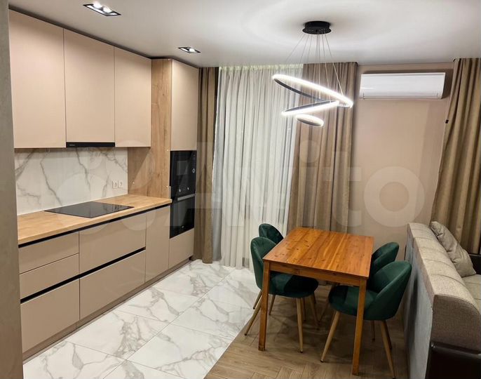 2-к. квартира, 58 м², 3/12 эт.