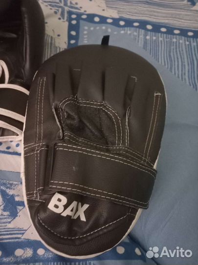 Боксерские перчатки Green hill hamed и лапа Bax