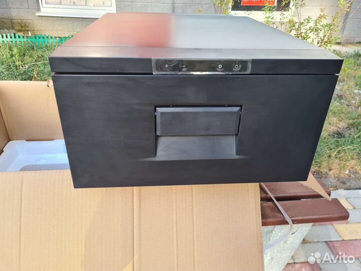 Холодильник Alpicool D30