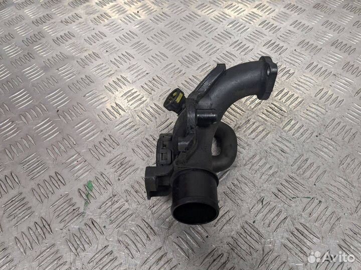 Патрубок (трубка) EGR Renault Megane 3 8200323338