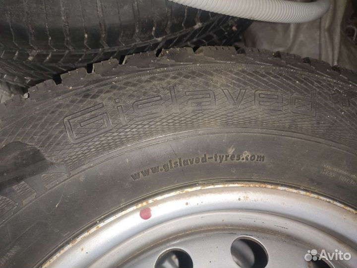 R16 Gislaved Nord Frost 5 225/75, PCD 5x114.3 DIA 38