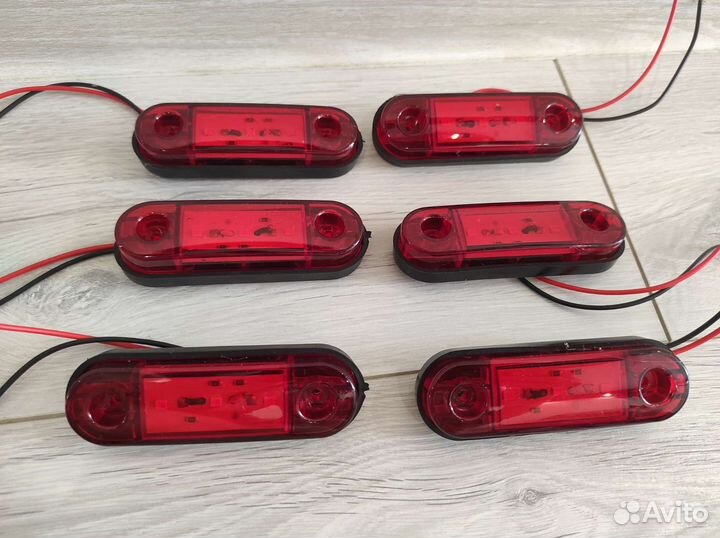 Фонарь боковой 12V 3 диода красный и белый