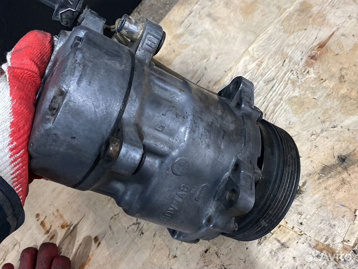 Компрессор VW Sharan 1.9tdi AFN