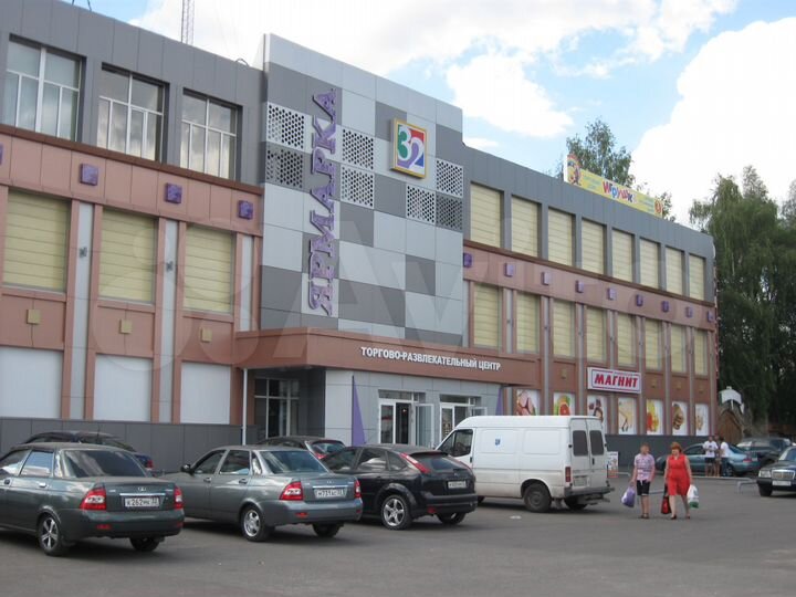 Торговая площадь, 2500 м²