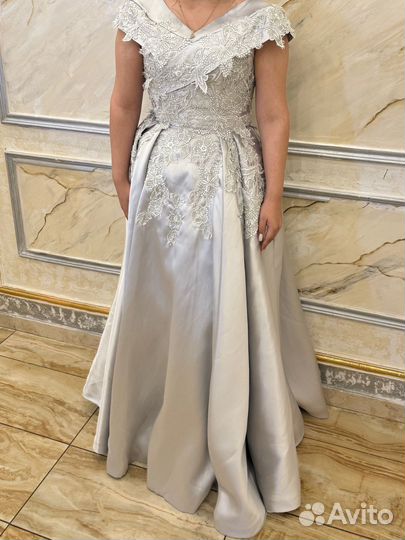 Вечернее платье в пол