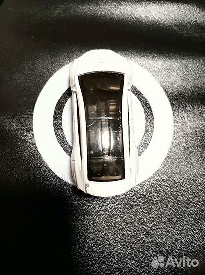 Машинка hot wheels Tesla Model X (2016)