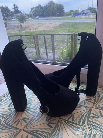 Туфли женские