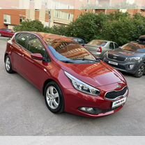 Kia Ceed 1.6 AT, 2012, 123 400 км, с пробегом, цена 899 000 руб.