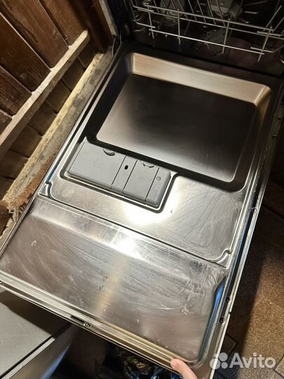 Посудомоечная машина electrolux