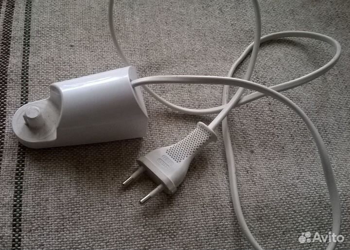 Зарядное устройство Braun-4728 Oral-B