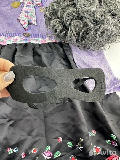 Костюм Бабуля-бандюга 134/140 новый