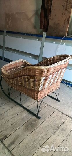 Сани плетеные