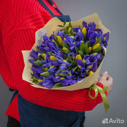Букет 19 желтых тюльпанов 20 ирисов, цветы доставк