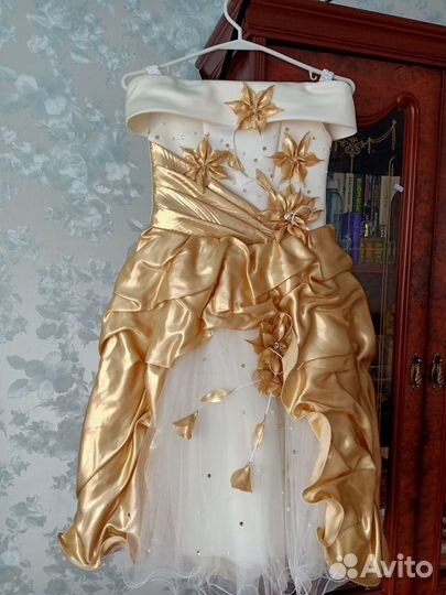 Продам платье