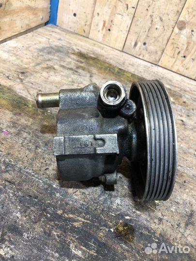 Насос гидроусилителя руля Renault 26090956