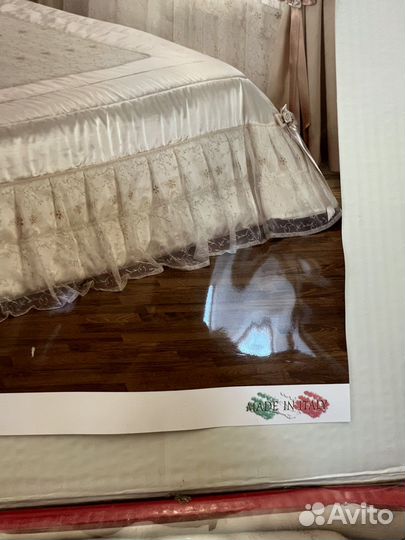Новое покрывало и постельное белье italia