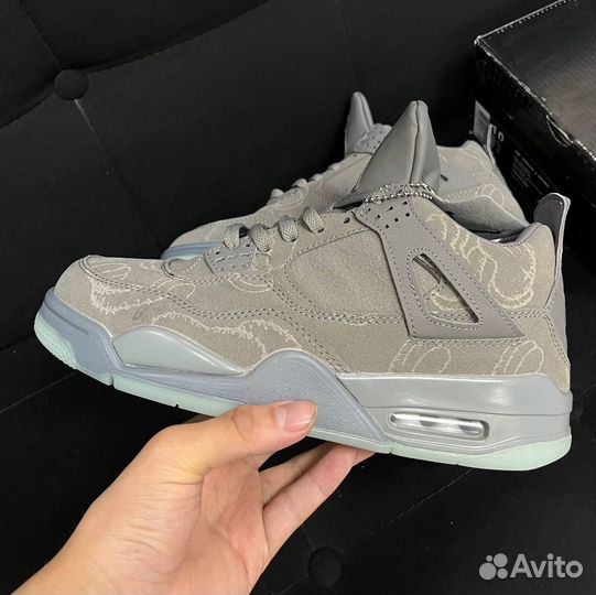 Новый тренд: кроссовки Nike Kaws 41-43