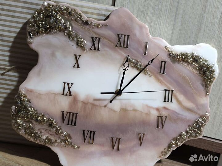 Часы из эпоксидной смолы