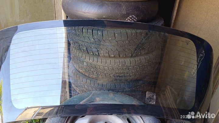 Стекло от Mitsubishi Autlender