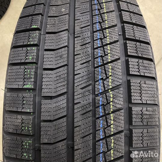 Tracmax X-Privilo S360 255/55 R19 T