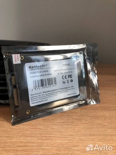 SSD Goldenfir на 240 gb новый