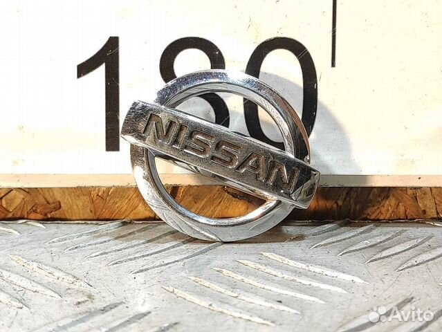 Эмблема Nissan Murano z50