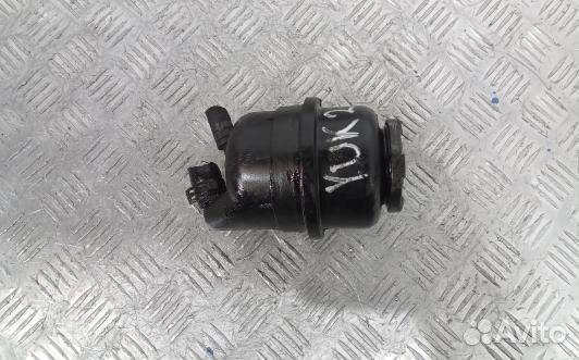 Бачок гу audi A6 C6 (YUK02NO01)