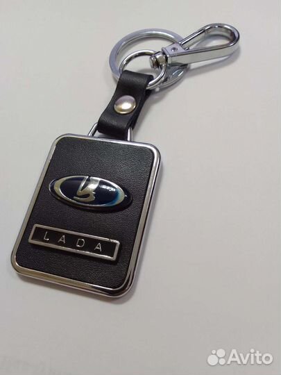 Брелок на ключи LADA