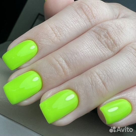 Маникюр/педикюр Новаторская