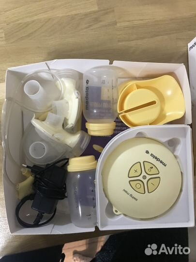 Молокоотсос электрический Medela Swing Maxi