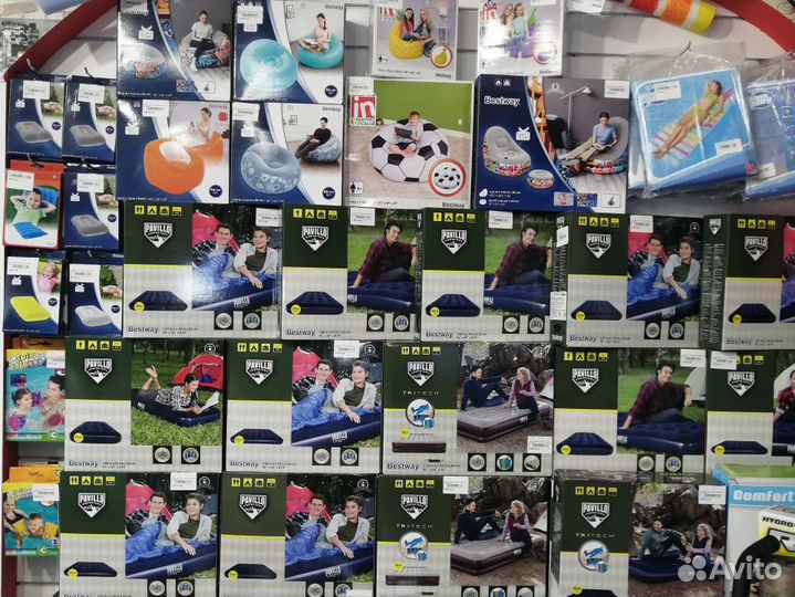 Надувной матрас 183х203х22см, до 300кг