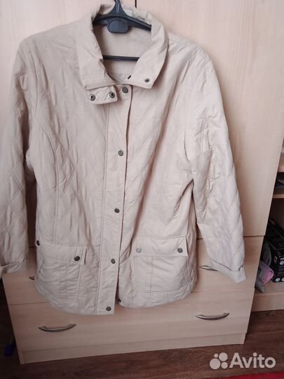 Ветровка женская