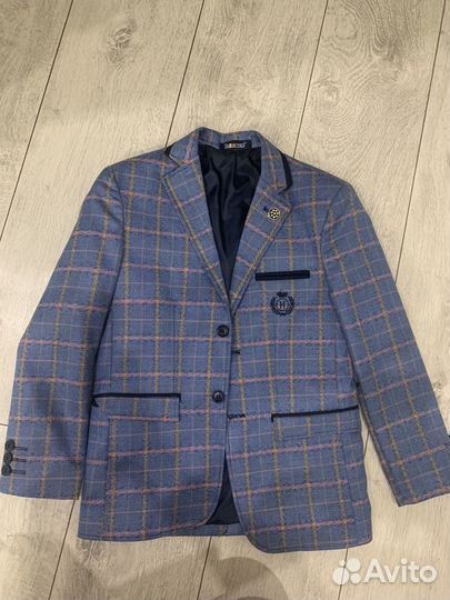 Пиджак для мальчика 122-128