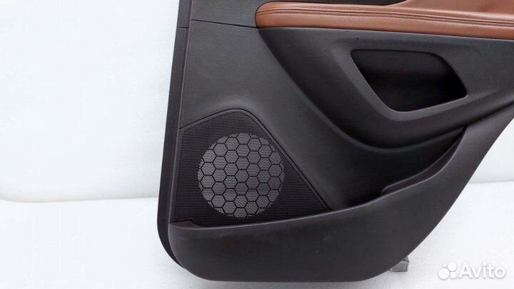 Б/У Обшивка двери Состояние хорошее, оригинал